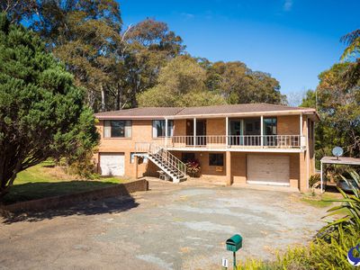 11 Old Highway, Narooma