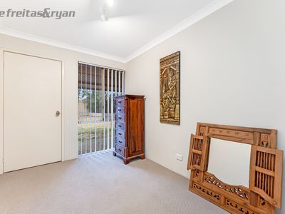 4 Gwalia Place, Bibra Lake