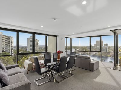 801 / 4 Wahroonga Place, Surfers Paradise
