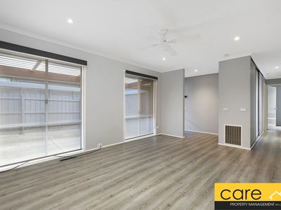2 / 9 Collins Street, Mentone
