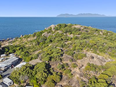 1 Horseshoe Bay Road, Bowen