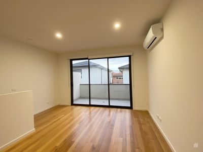4/9-11 Nerissa Grove, Oak Park