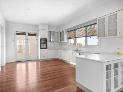 92 Browns Road, Werribee