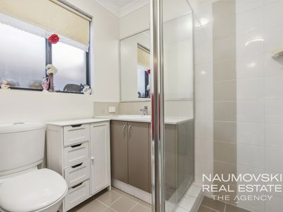 172 Shiraz Boulevard, Pearsall