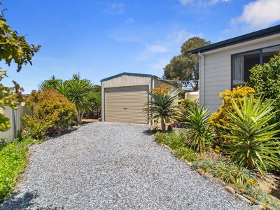 10 Resolute Avenue, Normanville