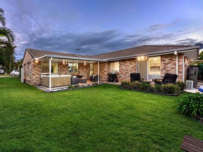 8 Ransom Place, Wakerley