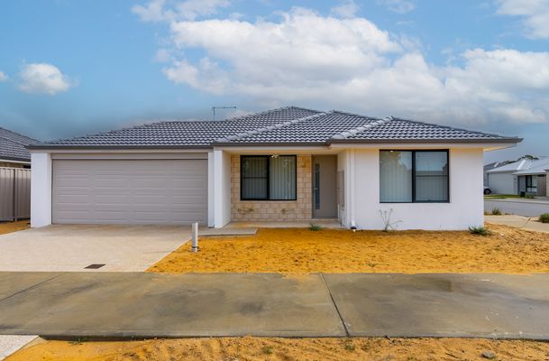 99 Weathering Cres, Baldivis