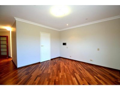 6 Parakeet Way, Coogee