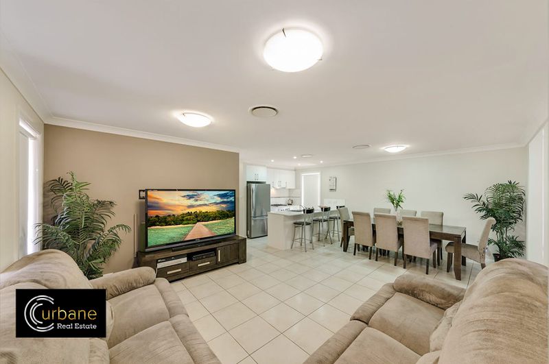 6 Avocet Circuit, Cranebrook