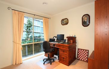 2 Jones Court, Beaconsfield