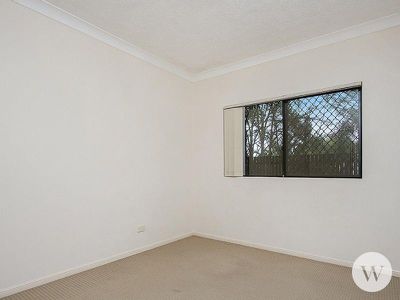 2 / 75 Cornwall Street, Annerley