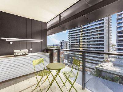904 / 12-14 Claremont Street, South Yarra