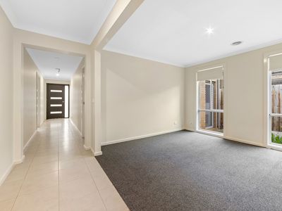 2 Bindley Street, Weir Views