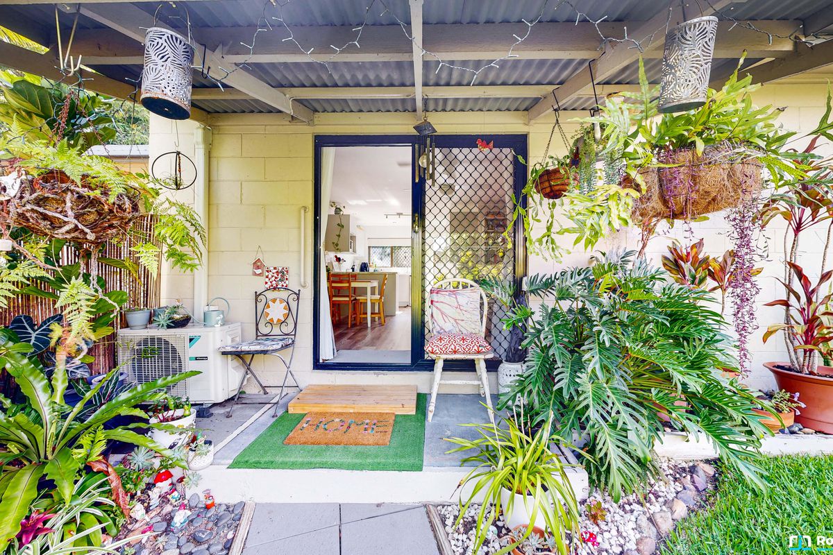 2 / 35 Toolar Street, Tewantin