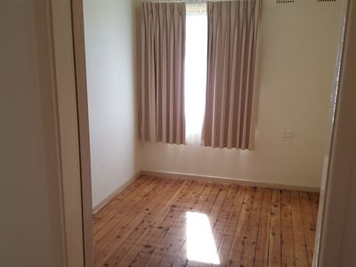 80 Bradman Avenue, Warilla