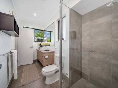 6 Quartz Street, Edmonton