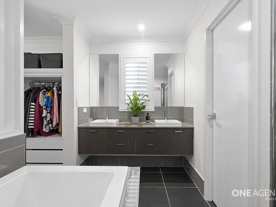 11 Nagel St, Gailes