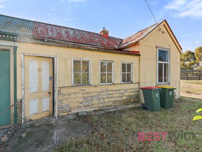 51 Ogilvy Street, Blayney