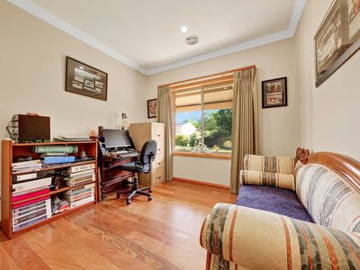 597 Table Top Road, Table Top