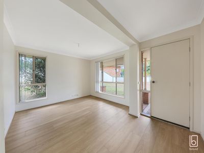 4 Corey Place, Lake Haven