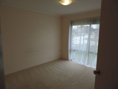 4 Phoenix Drive, Kenwick