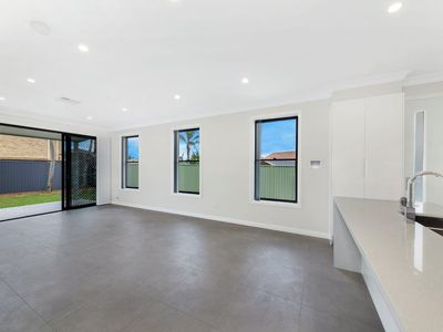 6 / 29 Mile End Road, Rouse Hill