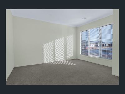 43 Hawkestone Street, Melton South