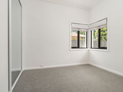 132 LAWRENCE STREET, Wodonga