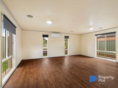 11 Allingham Street, Golden Square
