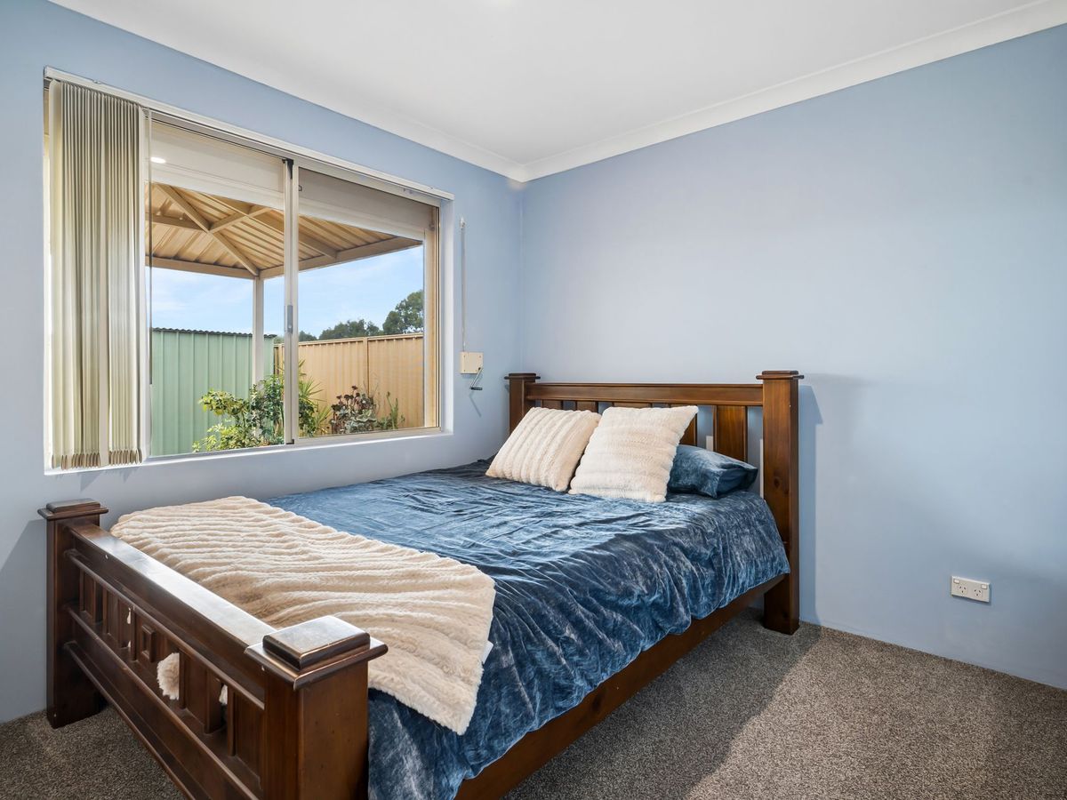 56 Cheltenham Loop, Bertram