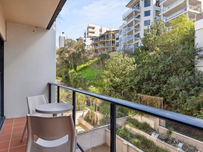 302 / 112 Mounts Bay Road, Perth