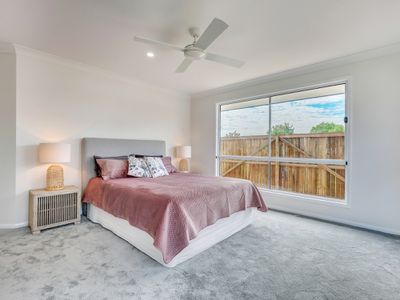 8 Greenham Street, Raceview