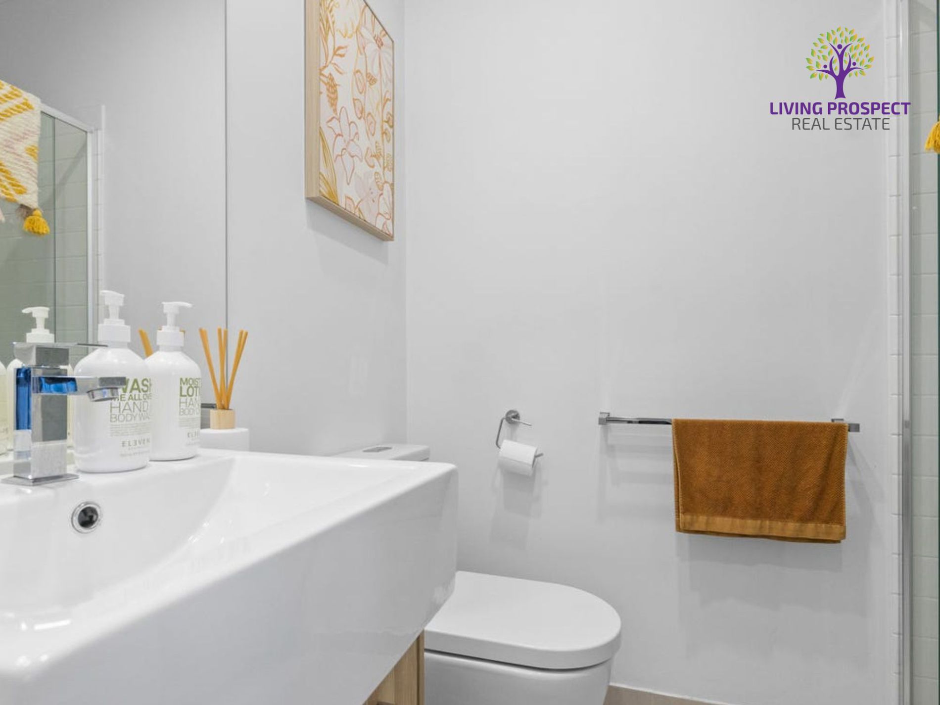 155 Tom Roberts Parade, Point Cook