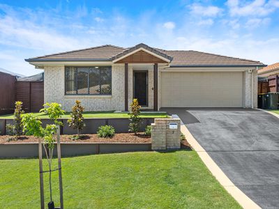 7 Olsen Crescent, Wakerley
