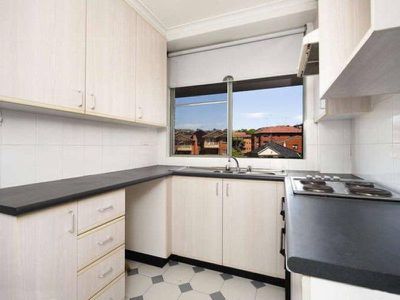 55 / 42 Harbourne , Kingsford