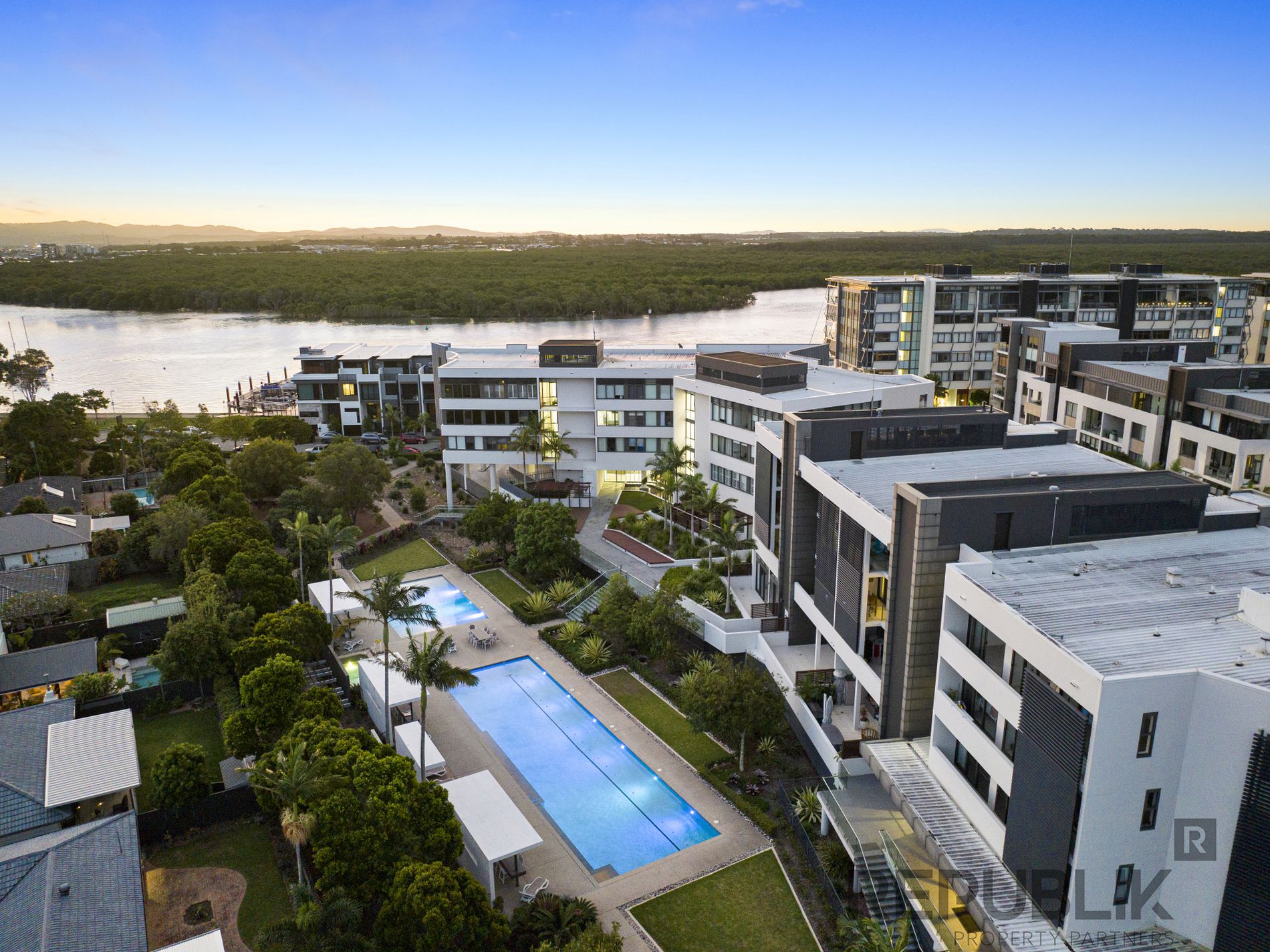 4301 / 2 SUNSET AVENUE, Paradise Point