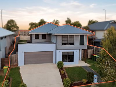 64 Lunar Circuit, Spring Mountain