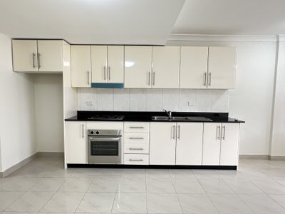 9/181 Hawkesbury Road, Westmead