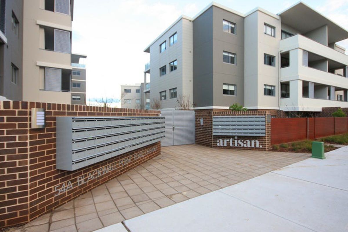 74 / 54A Blackwall Point Road, Chiswick