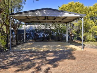 14B Lark Street, Longreach