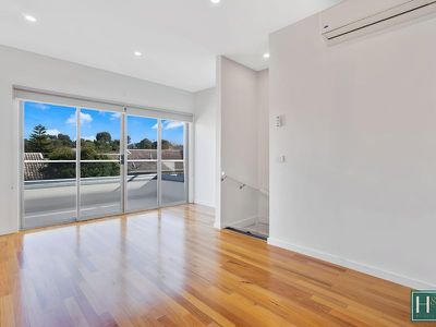23 / 21 Station Road, Oak Park