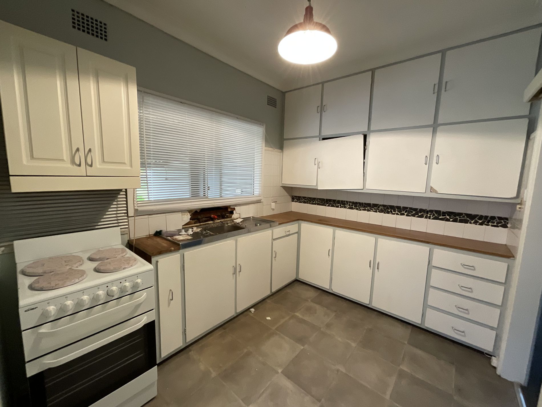 3 Renfree Street, Forbes