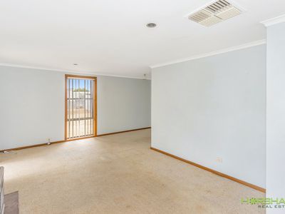 3 Felstead Avenue, Horsham