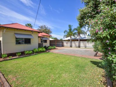 109 Killarney Street, Lamington