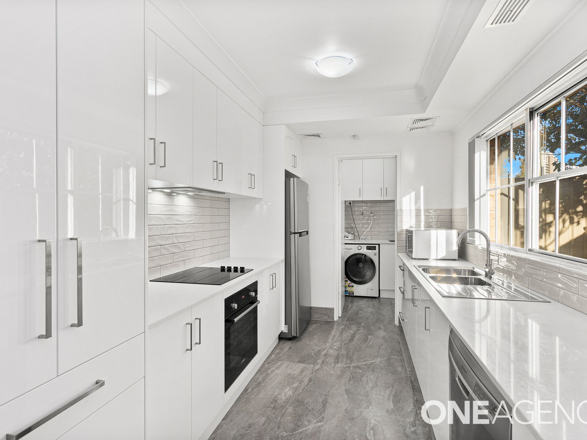 2 / 25 - 27 Bligh Street, Wollongong