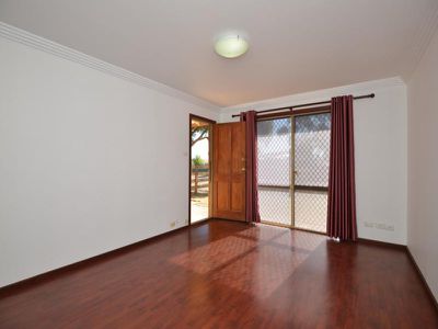 2 / 65B Millen Street, Boulder