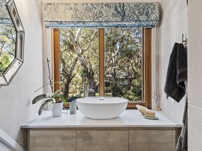 10 Cooloon Street, Hawks Nest