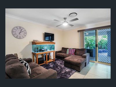 7 Rainbow Circuit, Coomera Waters