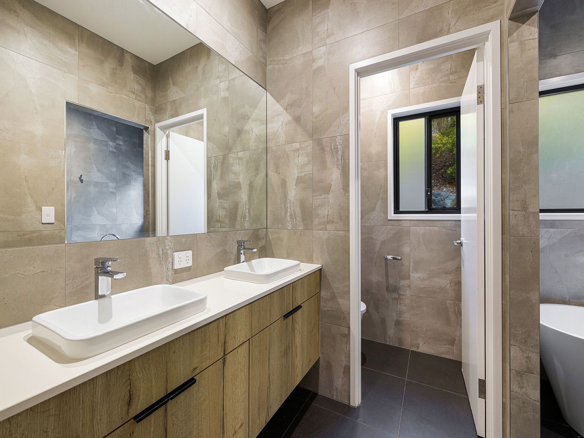 135 Kingfisher Crescent, Palmview