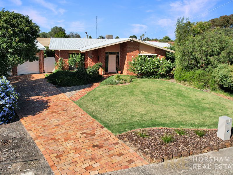 18 James Street, Horsham